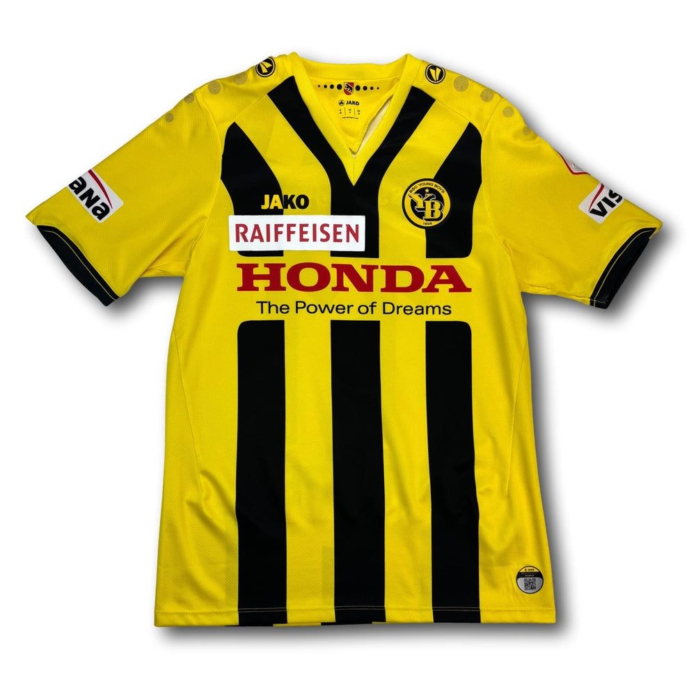 Canottiere & Pantaloni: BSC Young Boys - 2014-15 - Matchworn- Heim - M - Steffen – Usato da Bolligen venduto da ToTheJerseyEquipment 1