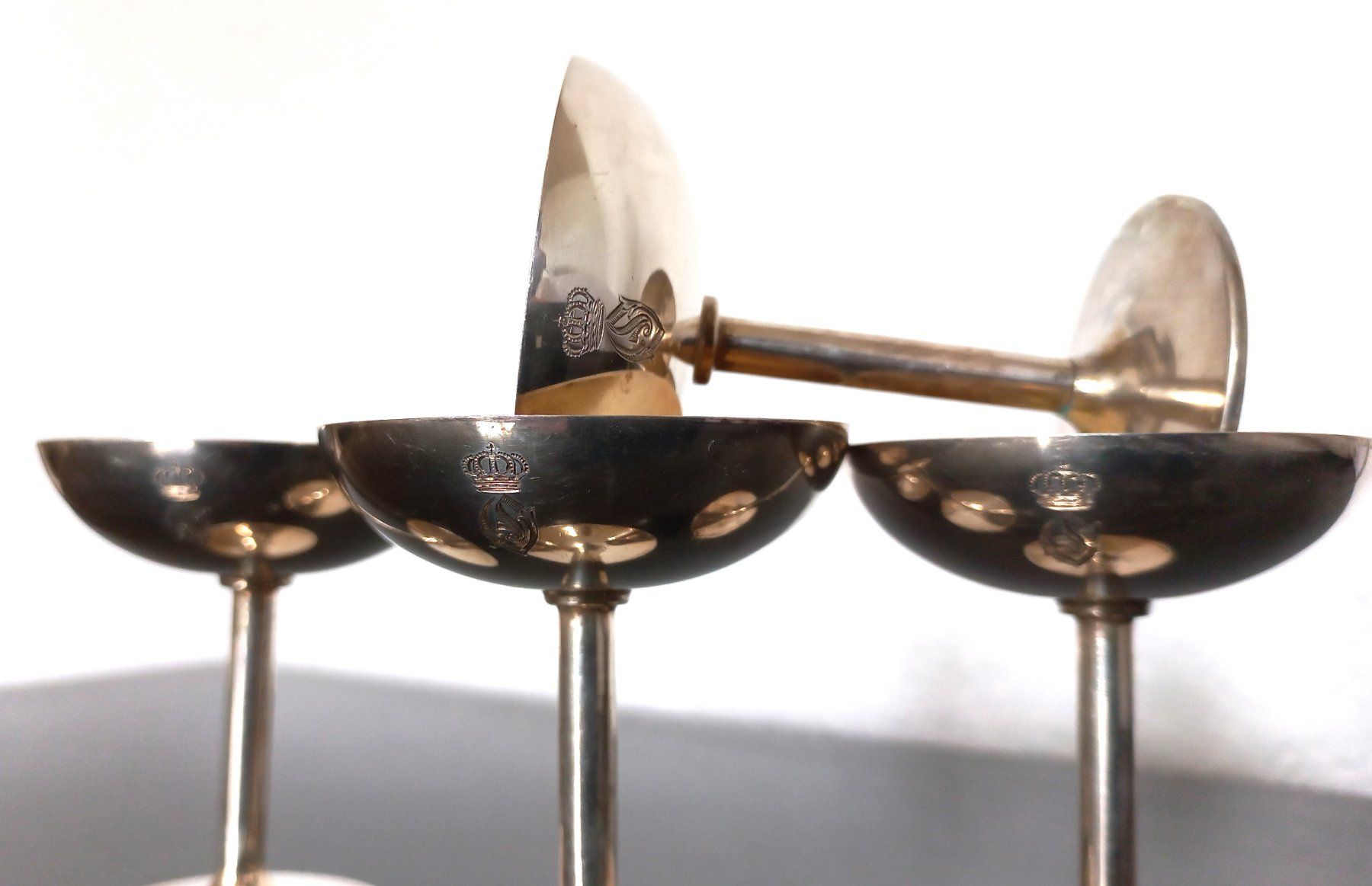 Bicchieri: Antike Goblets 4er Set, punziert Godet Berlin /Kaiserkrone – Usato da Bévilard venduto da Orscha 1