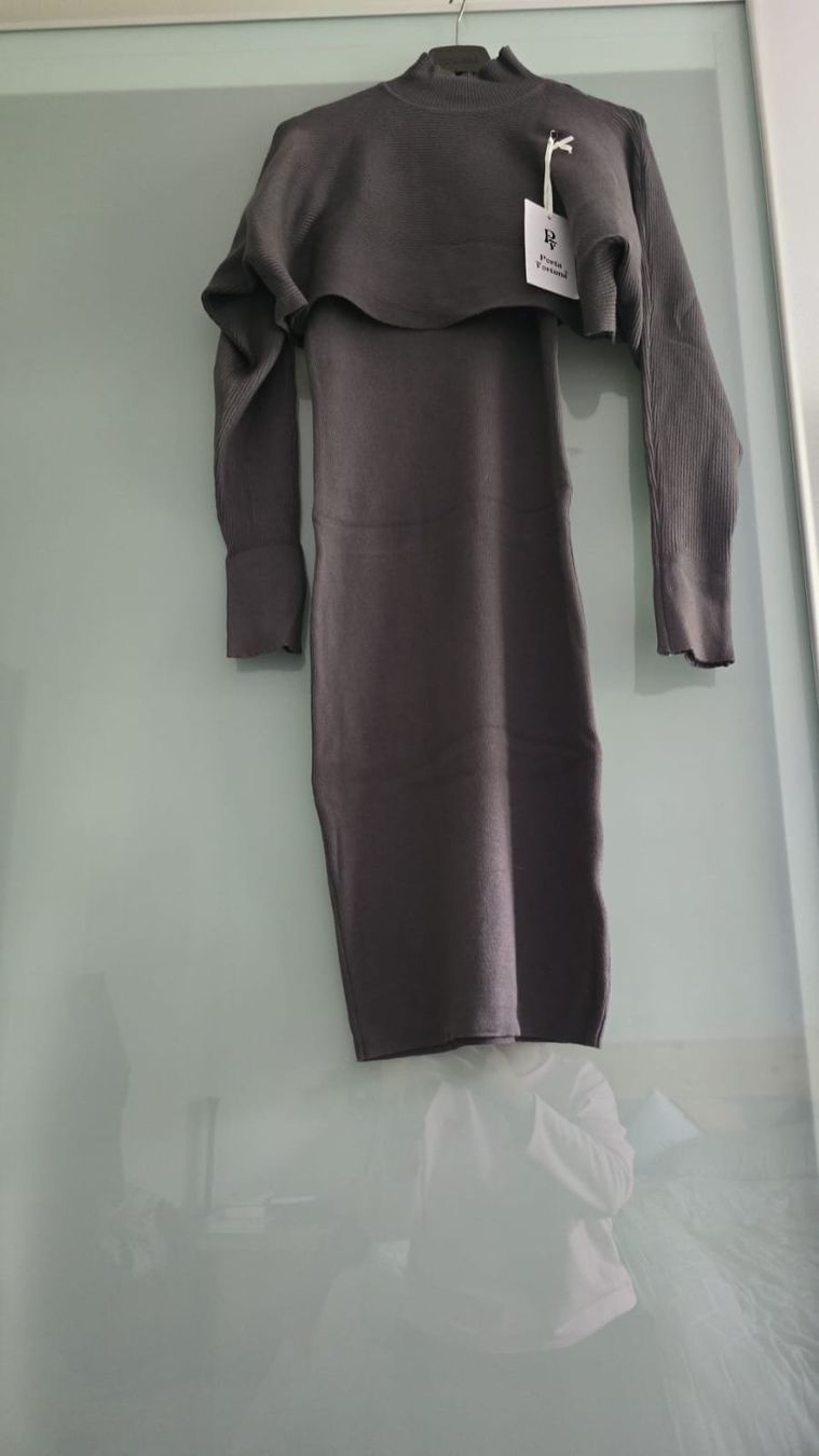 Lotti di vestiti: Süsser 2-Teiler, Neu, Grösse 40/42 – Nuovo (secondo la descrizione) da Winterthur venduto da Winnia 1