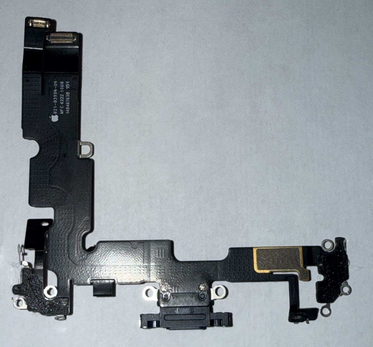 Ladegeräte: Connecteur de charge Iphone 14 plus originale – Neu und originalverpackt aus Leukerbad von ray_lyv7 1