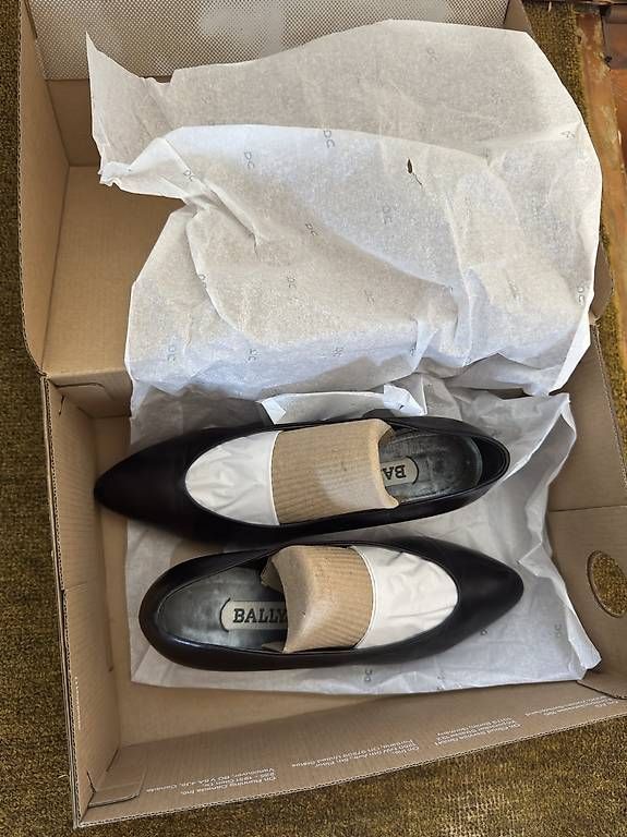 Scarpe da donna: Original Bally Pumps, Gr 39, dunkelblau – Usato da Schwerzenbach venduto da bravosierra99 4
