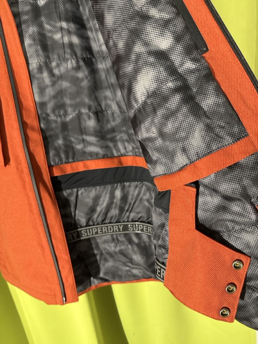 Superdry Vestes: Giacca da sci Superdry arancione come nuova – D'occasion à Bioggio par Kim1974 2