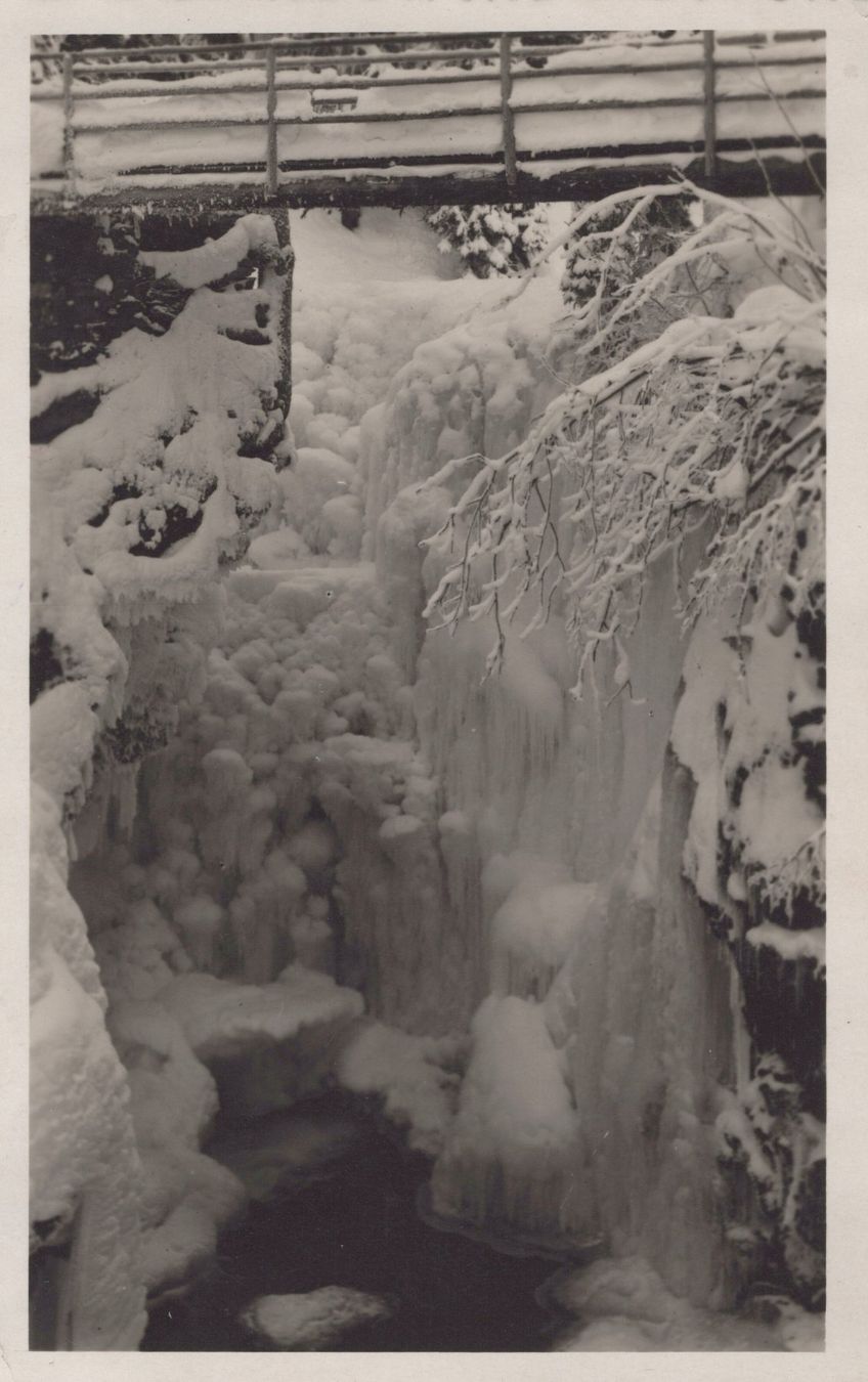 Cartoline postali: 0063 - Postkarte / Ansichtskarte - Davos Fluela Wasserfall – Usato da Reinach BL venduto da Boston-Verkauf