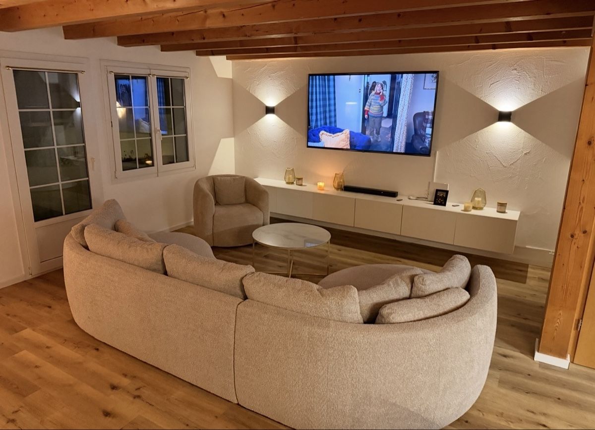 Sofas: Grosses Designer Ecksofa Bouclé Hellgrau ca. 351 x 183 cm – Neu (gemäss Beschreibung) aus St. Gallenkappel von Hannes81. 3