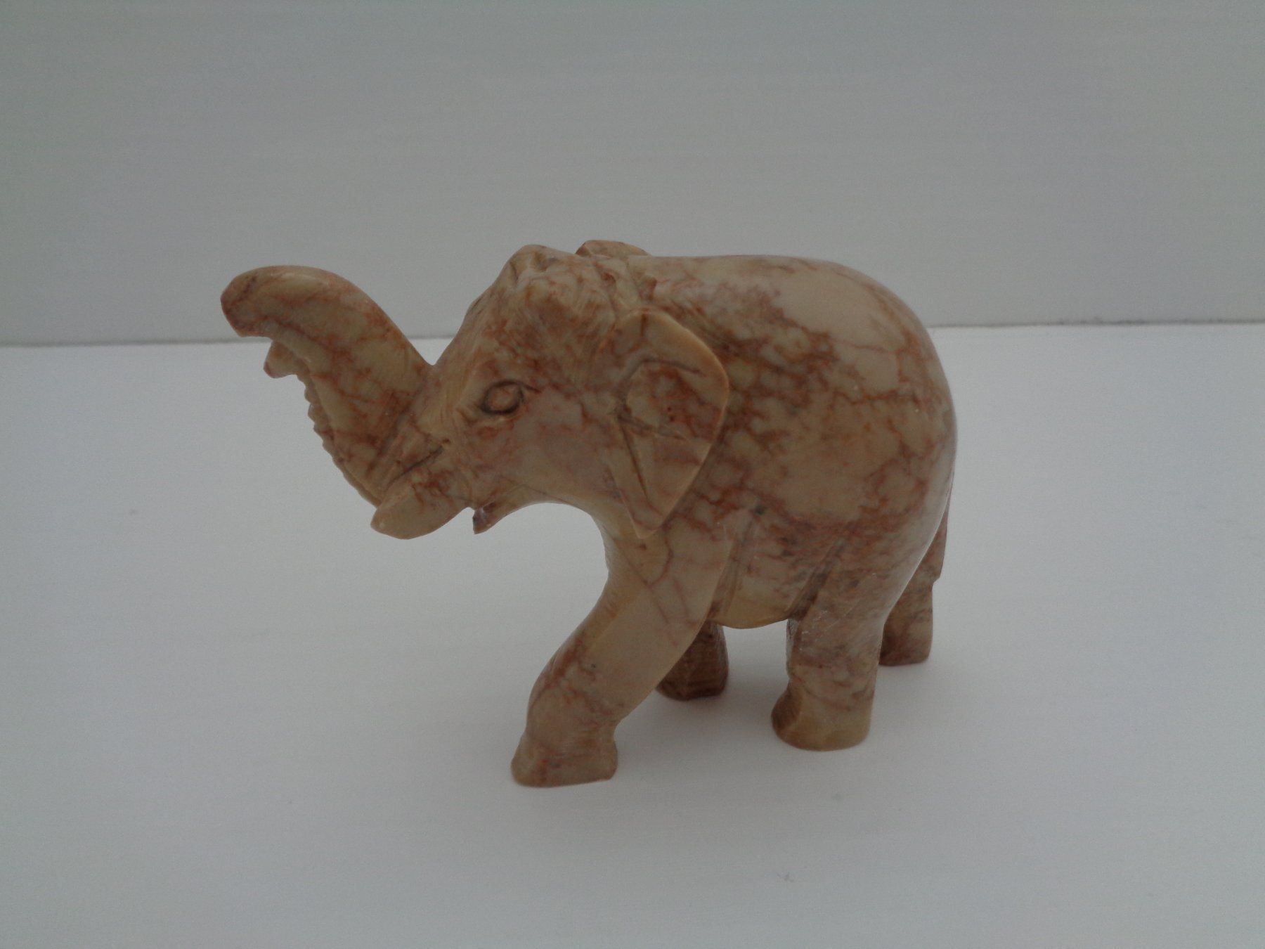 Sculture & Statue: 7 Elefanten aus Marmor & Speckstein – Usato da Chur venduto da omonia 3