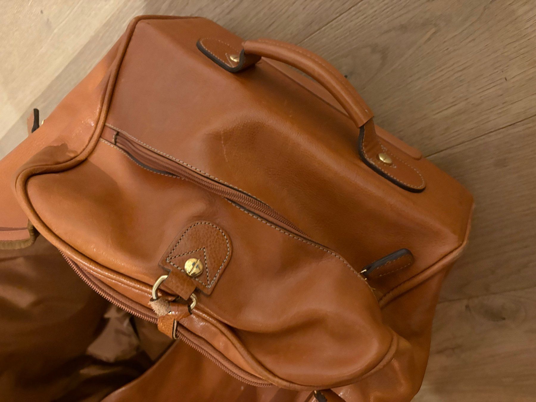 Brics Taschen: Exklusive Bric's Leder-Reisetasche – Gebraucht aus Oberrieden von E.r.jaeger 2
