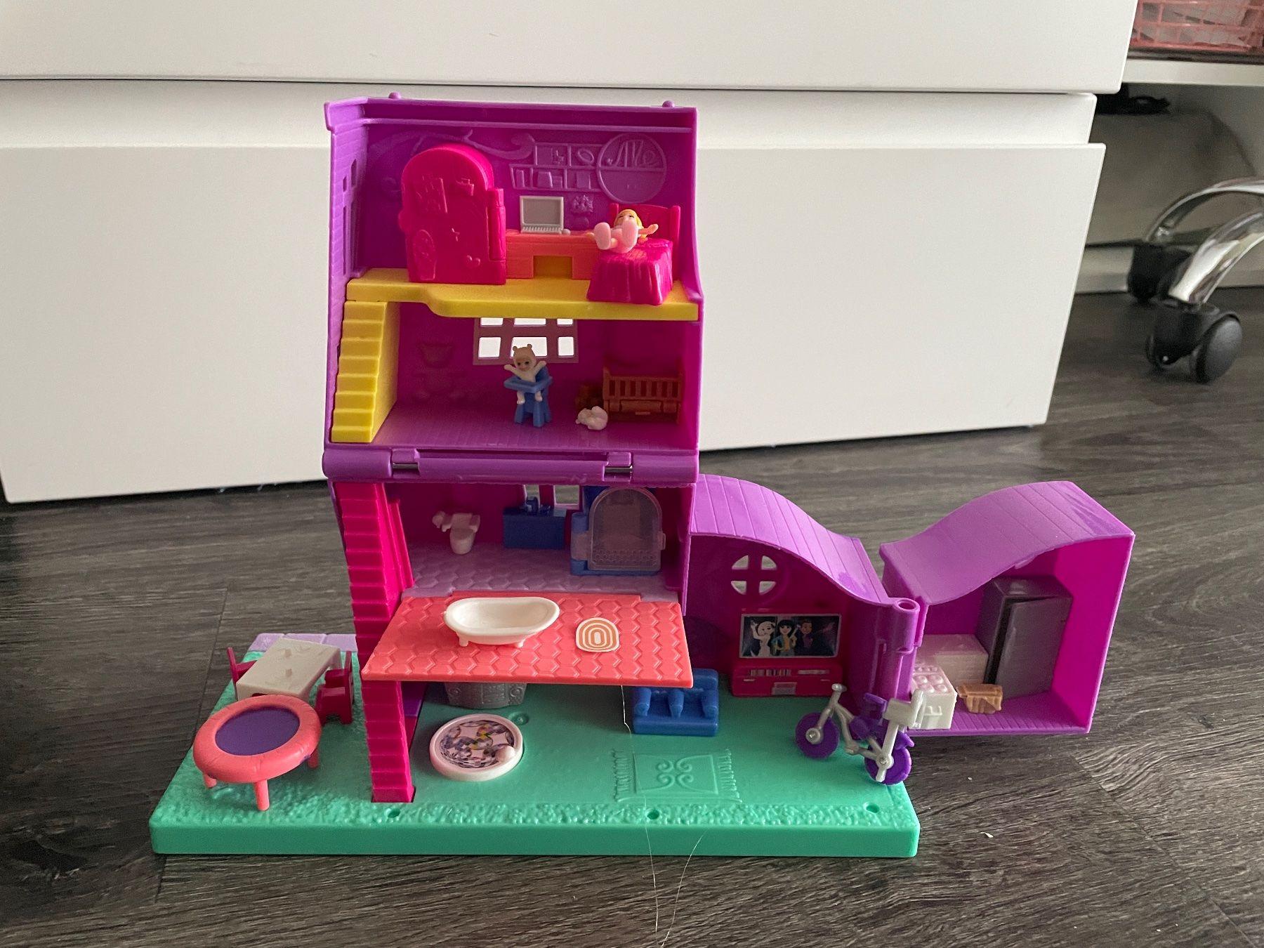 Polly Pocket Spielzeuge: Polly Poket Pollyville – Gebraucht aus La Plaine von Biliblue 3