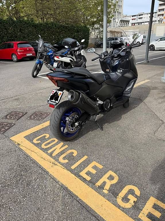 Scooters: TMAX XP  560 à vendre  – D'occasion à Petit-Lancy par 1213onex