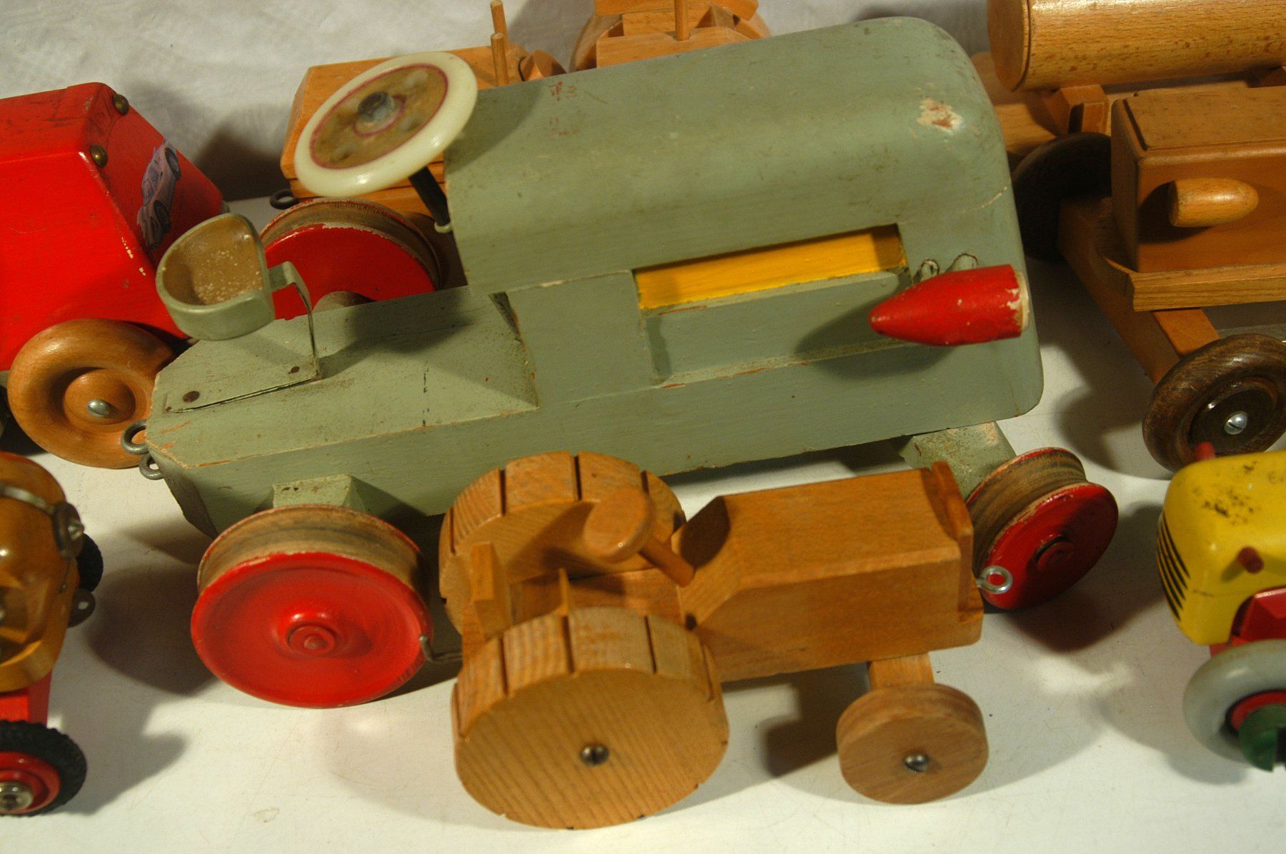 Kit di modellismo & Modellini statici: Holz Spiel Modelltraktoren – Usato da Herisau venduto da Wisen 3