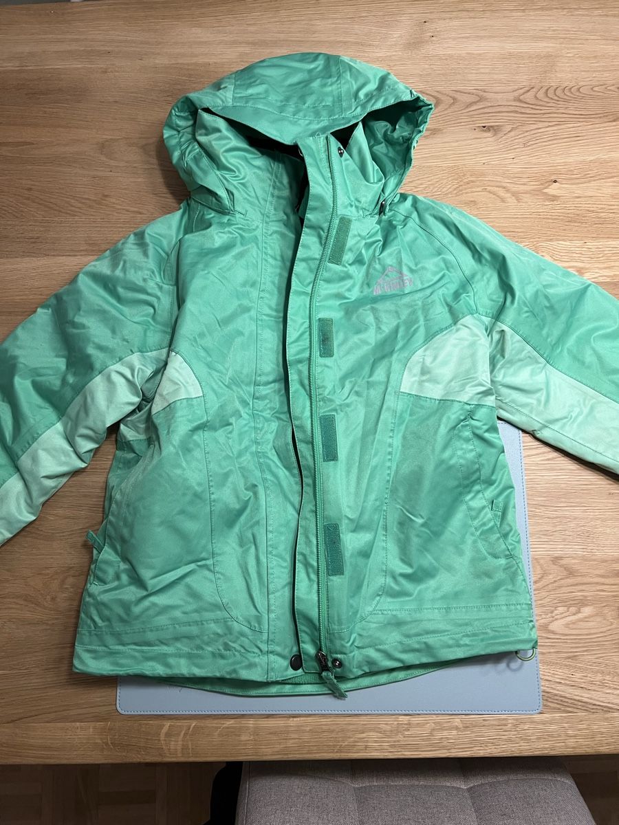 Skijacke McKinley, 140, Top Zustand, Grün (Gebraucht) in