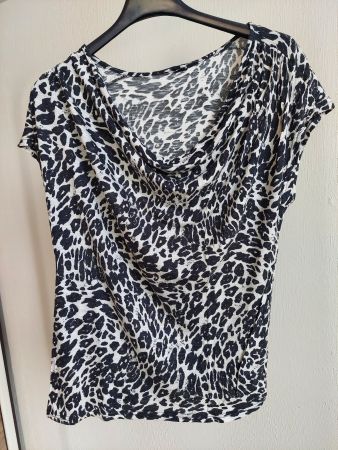 Elegantes Shirt mit Leopardenmuster, Gr. M