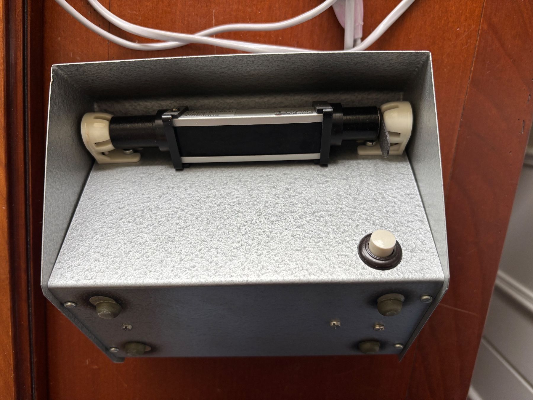 Lampade: UltraViolet UV Philatelie Analyselampe 4W micro lux Denemark – Usato da THERWIL venduto da Fcbbasel 2