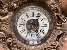 Antike revidierte Uhr