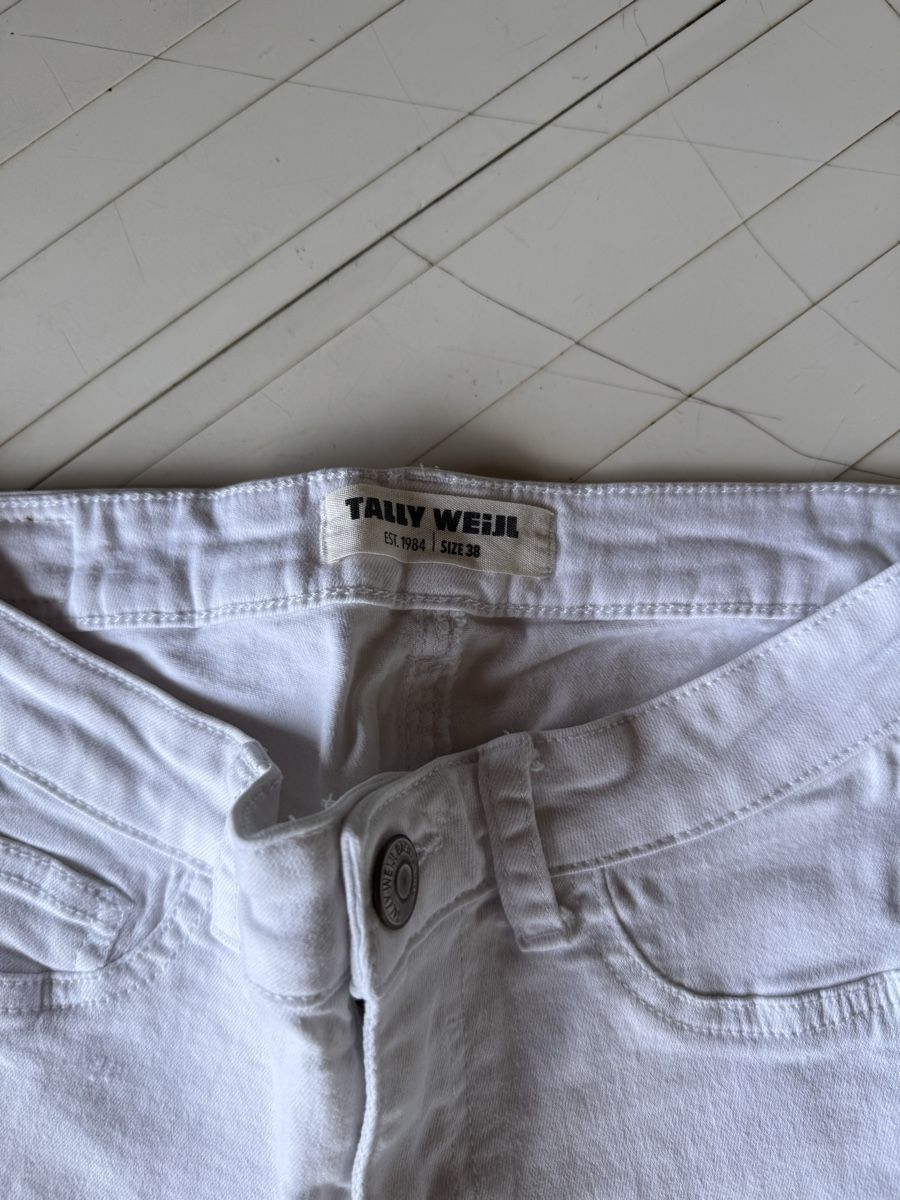 Pantaloni: Pantalon slim blanc 36 – Nuovo (secondo la descrizione) da Porrentruy venduto da fee_24 1