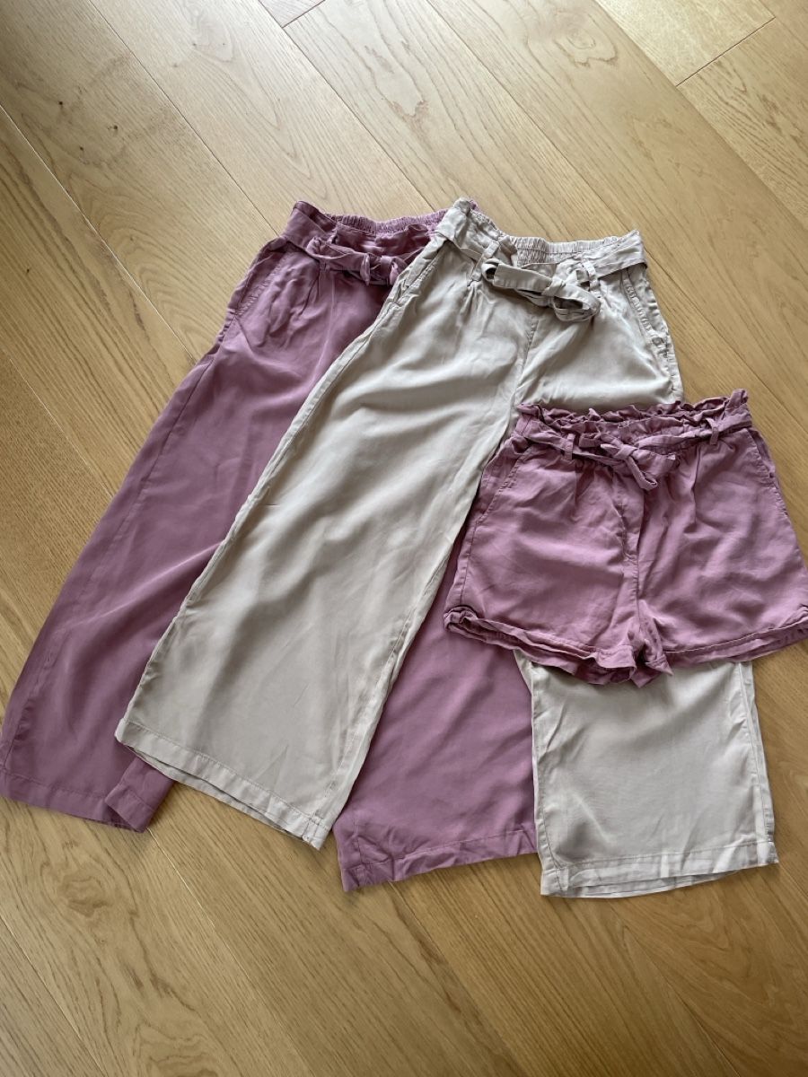 Tally Weijl Lotti di vestiti: Kleiderpaket leichte Hosen – Usato da Kilchberg BL venduto da ann_kwk5