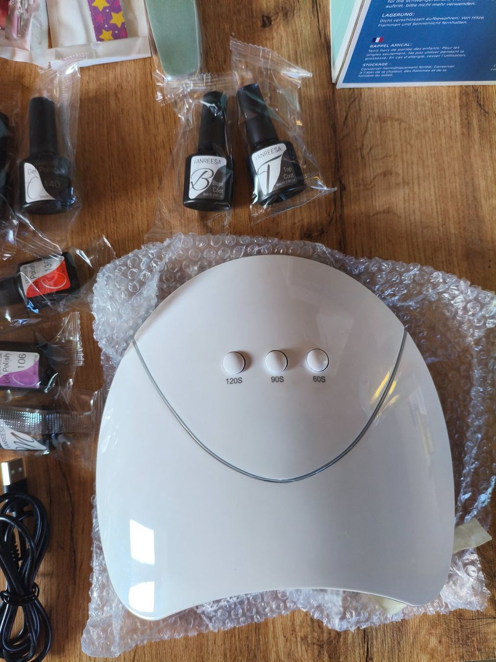 Unghie finte: VANREESA Nail Gel Set mit Lampe und Zubehör – Nuovo (secondo la descrizione) da Hägglingen venduto da BigJim1
