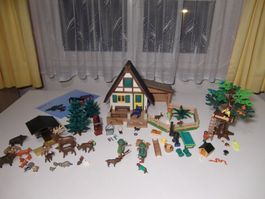 Playmobil Forsthaus - grosses Set mit vielen Waldtieren