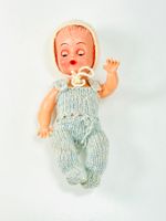 Vintage Babypuppe "BLUE BOX" mit Strickkleid & Blaue Augen