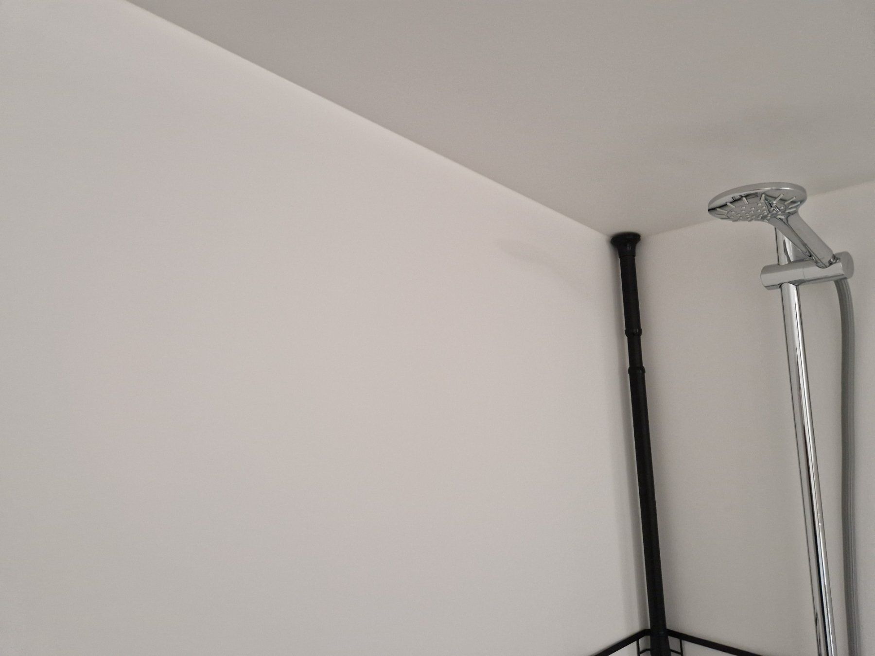 Supporti a parete: Teleskop-Duschablage schwarz matt NEU!! – Usato da Basadingen venduto da NicoleK13 3