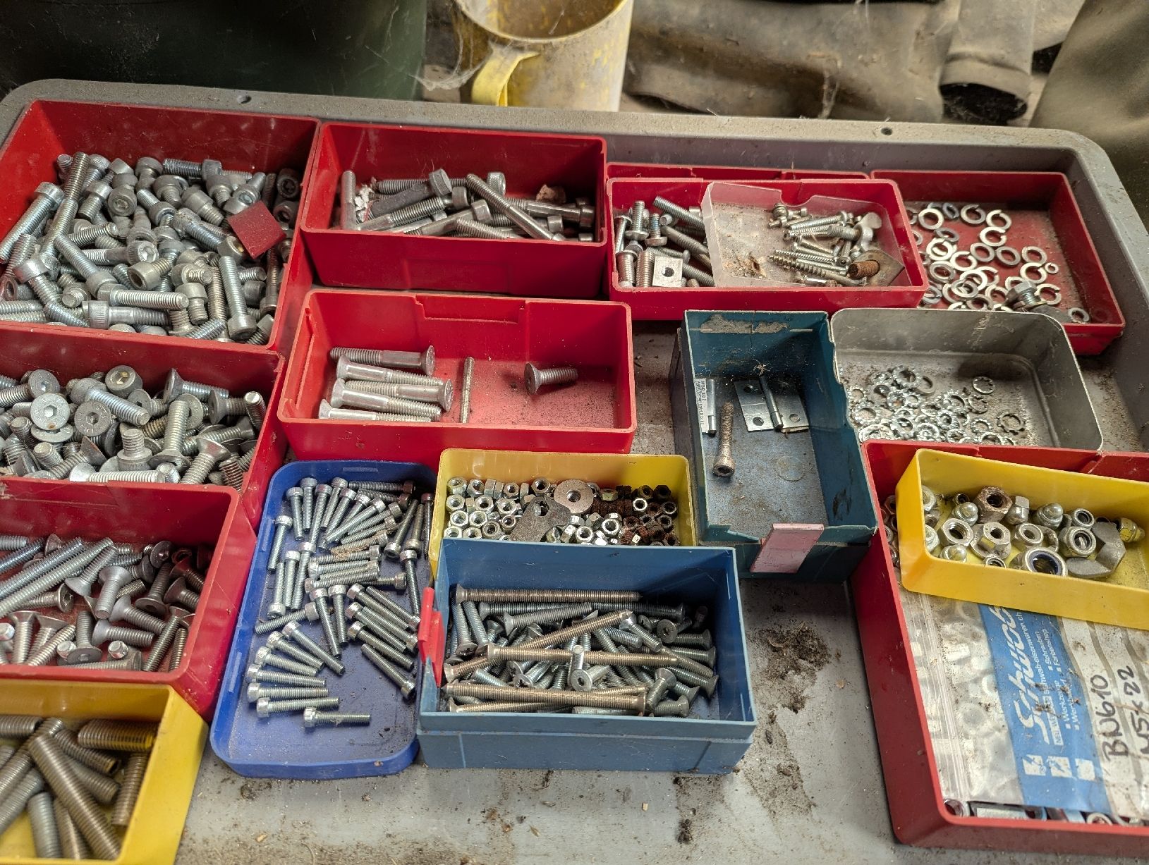 Alle Werkzeuge: Schrauben div.rostfrei – Neu (gemäss Beschreibung) aus Bettlach von Costmiri 1