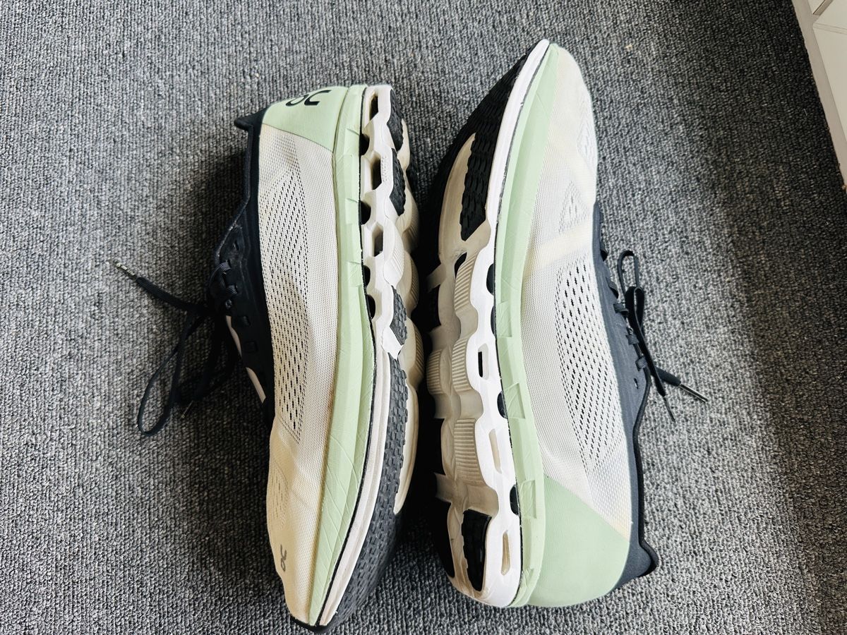 On Scarpe da uomo: On Cloudboom homme taille 47.5 blanc et vert clair – Usato da Bulle venduto da LeMoleson 2