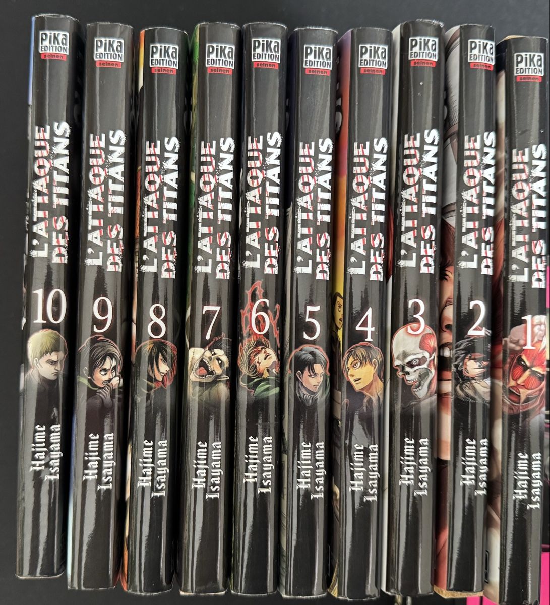 Fumetti: L'Attaque des Titans mangas tomes 1-10 – Usato da Blonay venduto da ADO_79