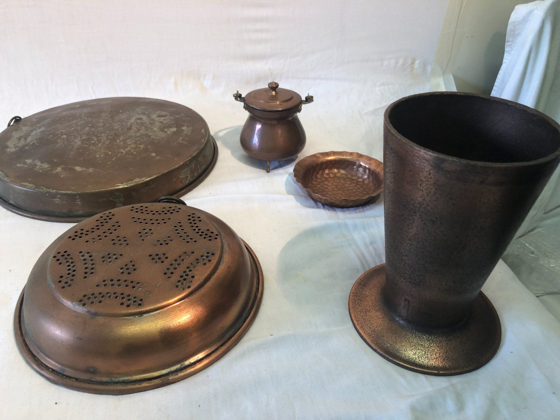 Tutte le decorazioni: 5 Divers objets en cuivre – Usato da Aïre venduto da tas_fq9v 2