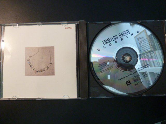 CD: Emmylou Harris - Blue Bird – Usato da Au ZH venduto da sikoku 1