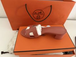 Sandales femme Hermès modèle Oasis rose état jamais portée 