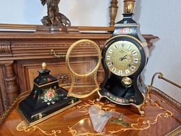 Neuchâteloise Pendule "Palais Royal" mit Konsole 