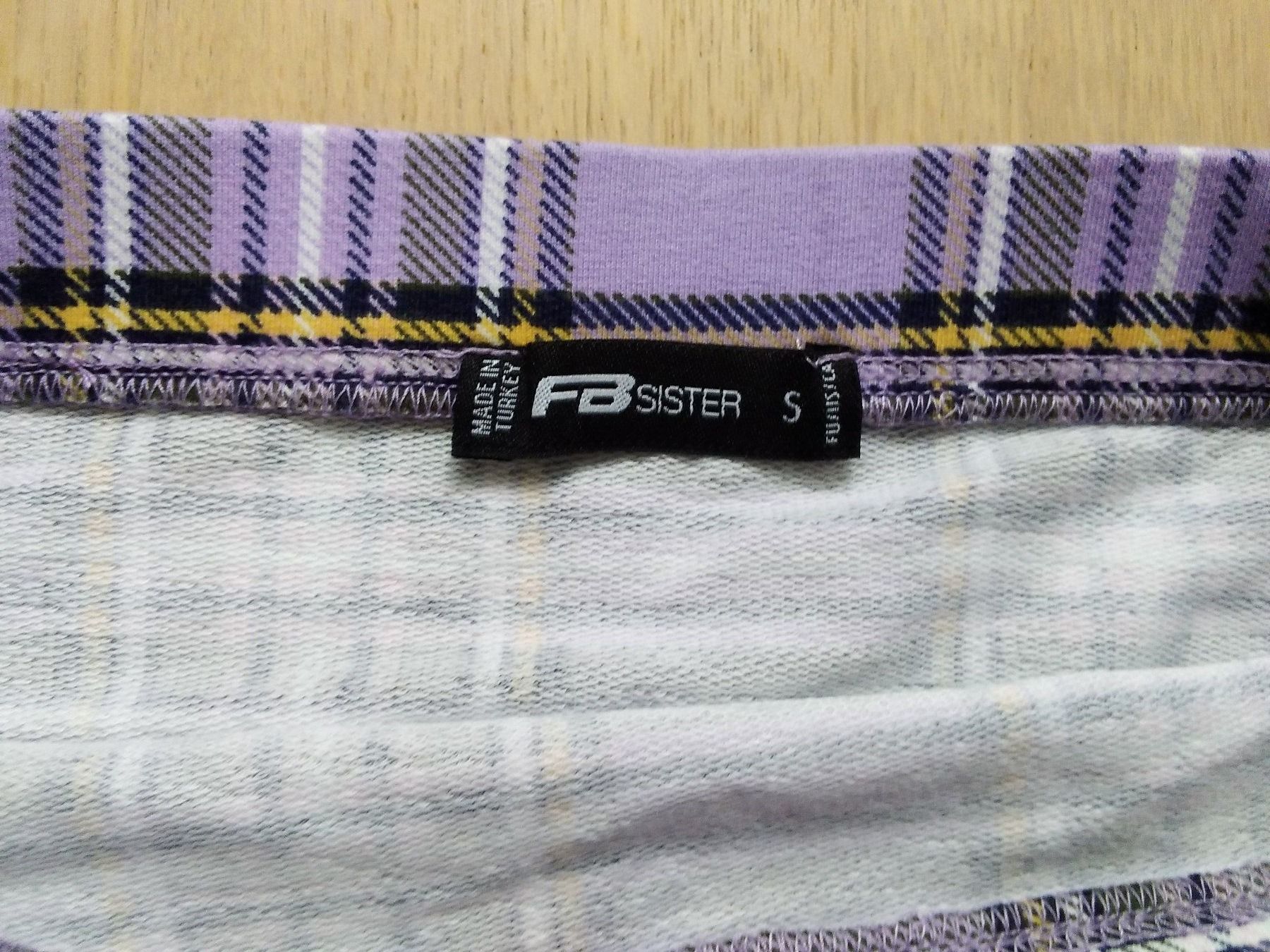 Röcke: Jupe, Mini-Rock und Langarm-Shirt Gr.S – Gebraucht aus Gossau SG von Black-Queen 3