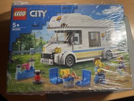LEGO City Camper Van 60283 neu und originalverpackt