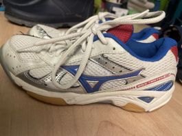 Mizuno Hallenschuhe Wave Twister JNR Gr.32.5