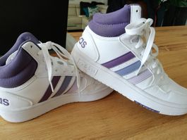 Adidas Schuhe Gr 6.1/2 ca gr 38 sehr gut erhalten