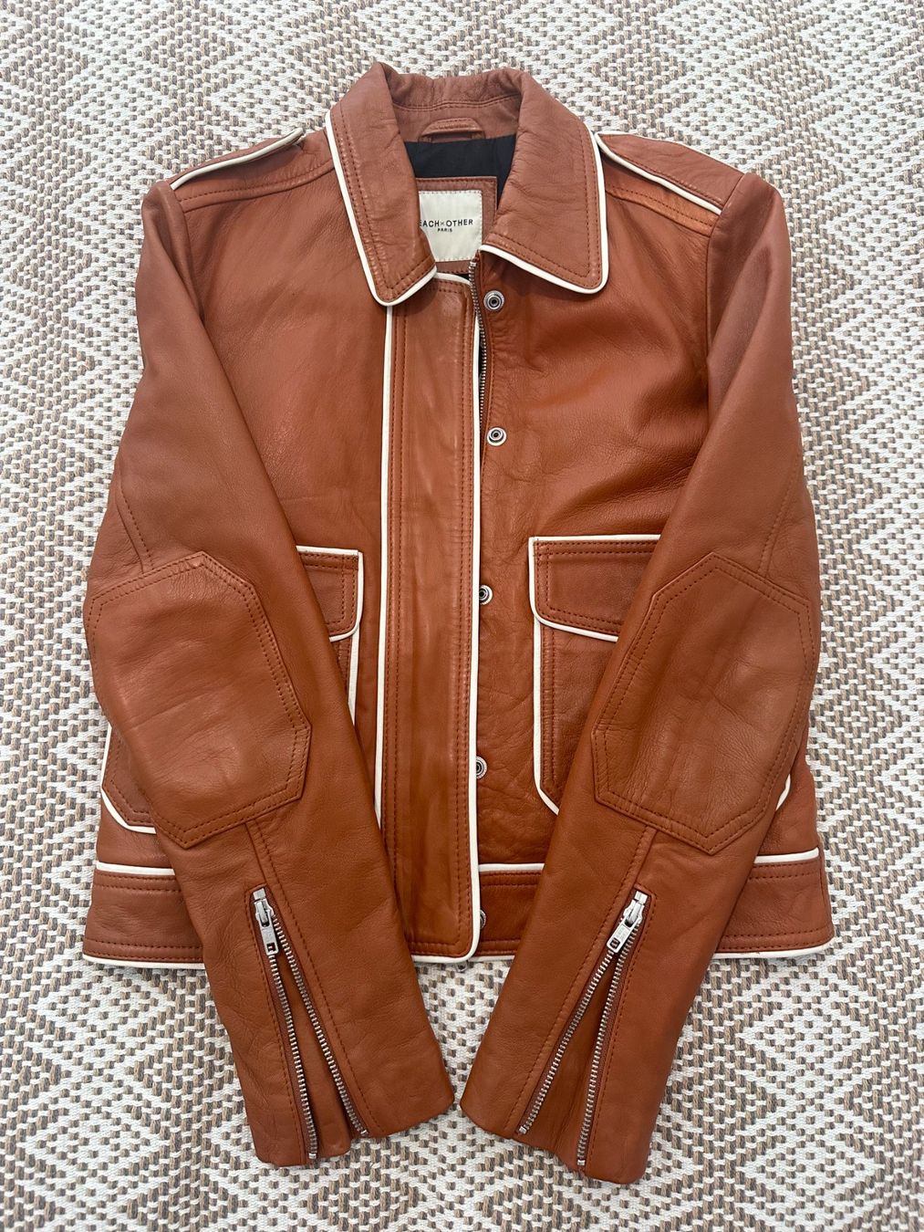 Jacken: Each x Other Lederjacke – Gebraucht aus Vitznau von sza_rn99 2