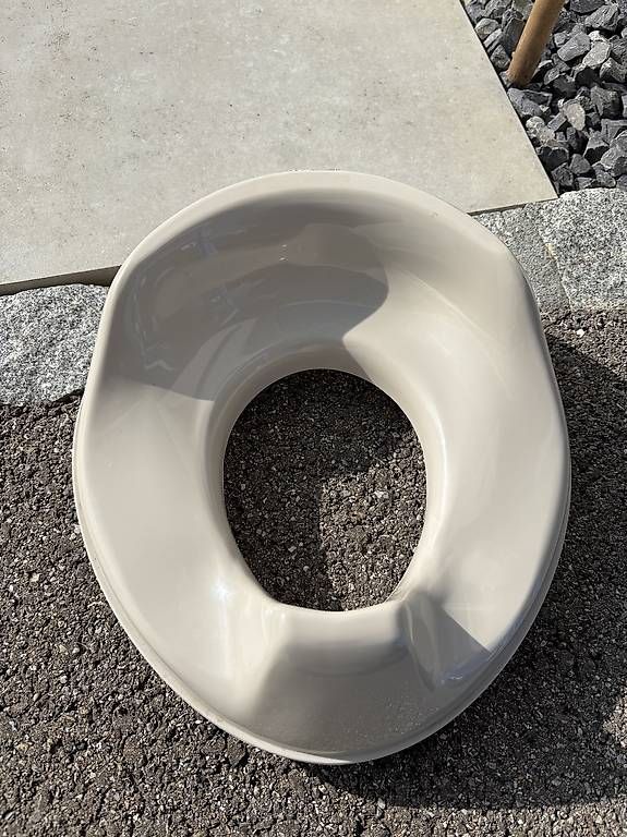 WC: Siège toilette enfant – Gebraucht aus Bassecourt von Bob.Lesponges_14
