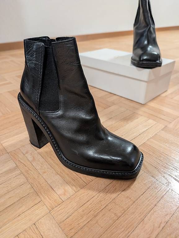 Scarpe da donna: Stiefeletten  – Usato da Uitikon Waldegg venduto da Csilli