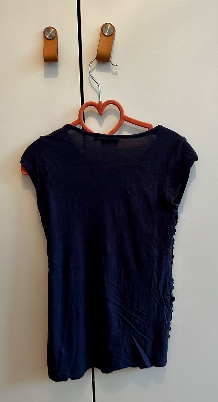 Next Blusen, T-Shirts & Tops: T-Shirt mit Pailletten Next – Gebraucht aus Dürrenroth von tvy_bh56 4