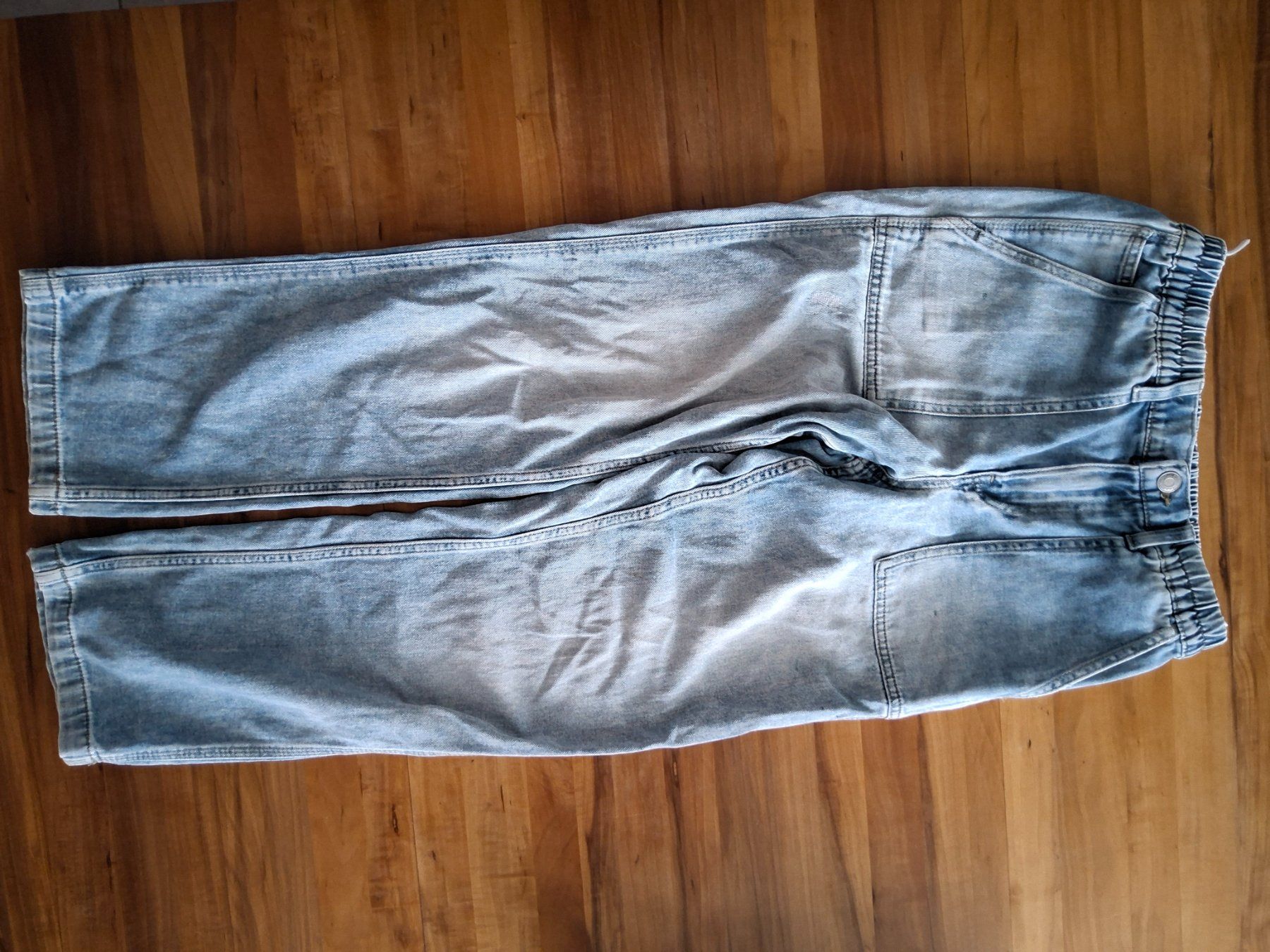 C&A Pantaloni: Kinder Jeans Grösse 164 hellblau mit Löchli – Usato da Sachseln venduto da Cadfael1