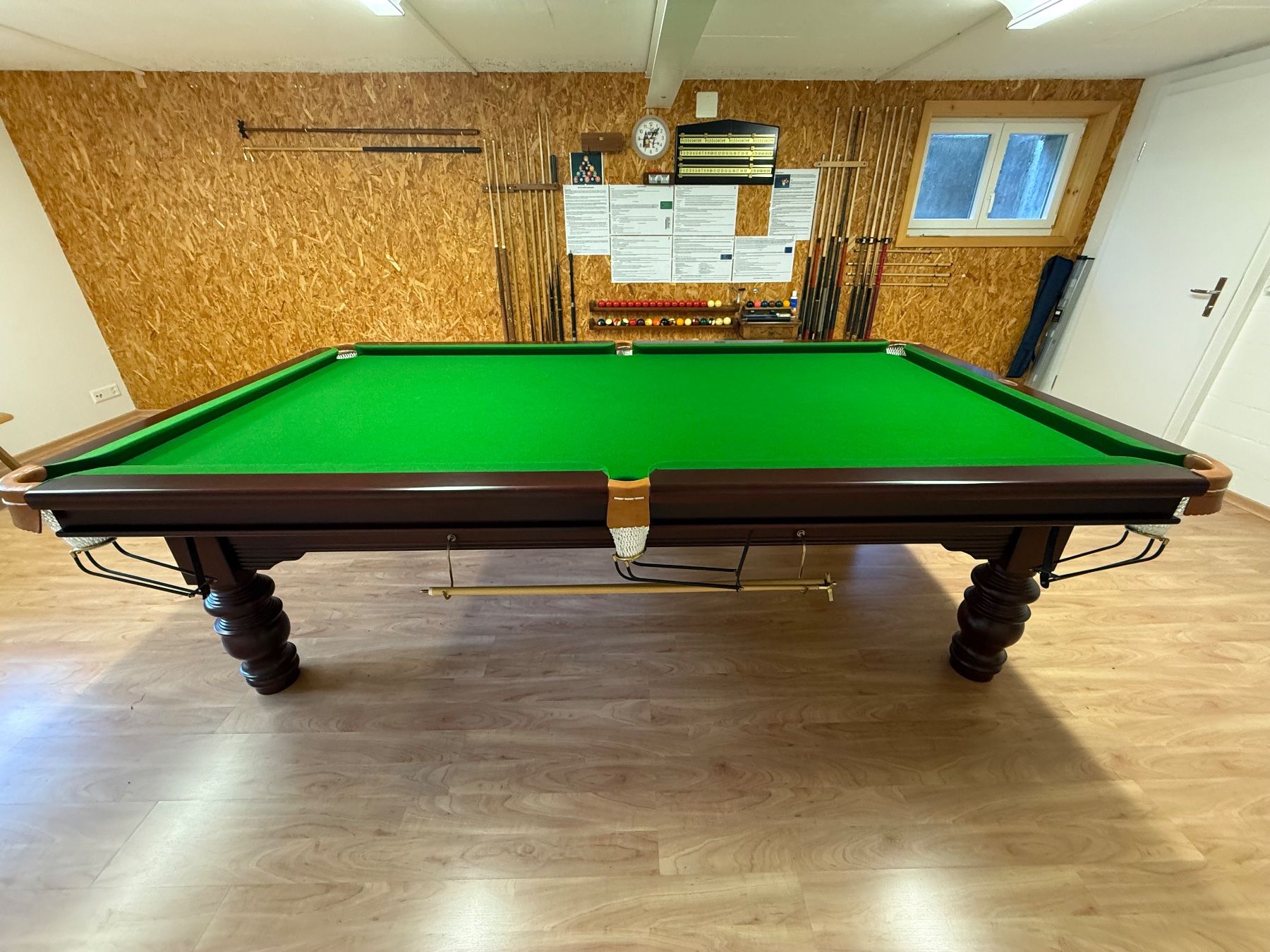 Billiardtische: Snooker / Billiardtisch – Gebraucht aus Blumenstein von Lioline