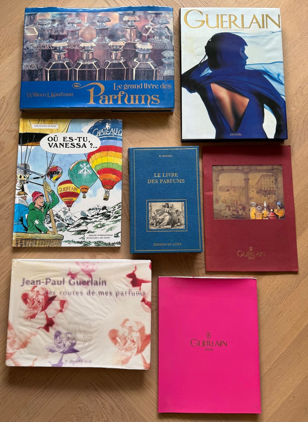 Guerlain Profumi & Eau de Toilette: GUERLAIN - Sieben alte Bücher über Guerlain Parfums – Usato da St. Gallen venduto da aracne