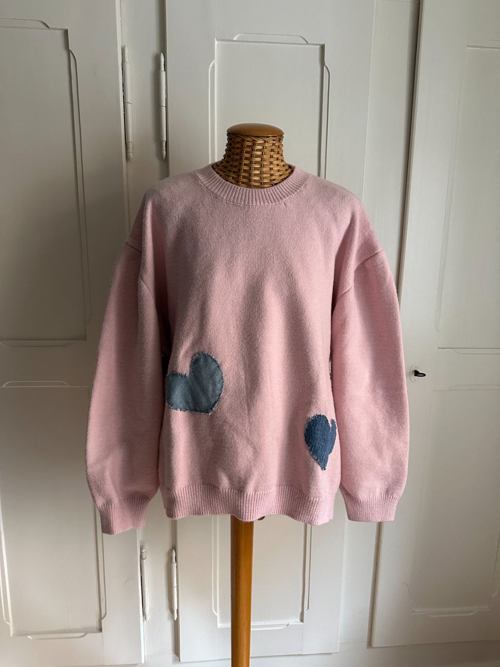 Pullover & Sweatshirts: Strickpullover rosa mit Herzen oversized 5XL – Gebraucht aus Zürich von Diazaio