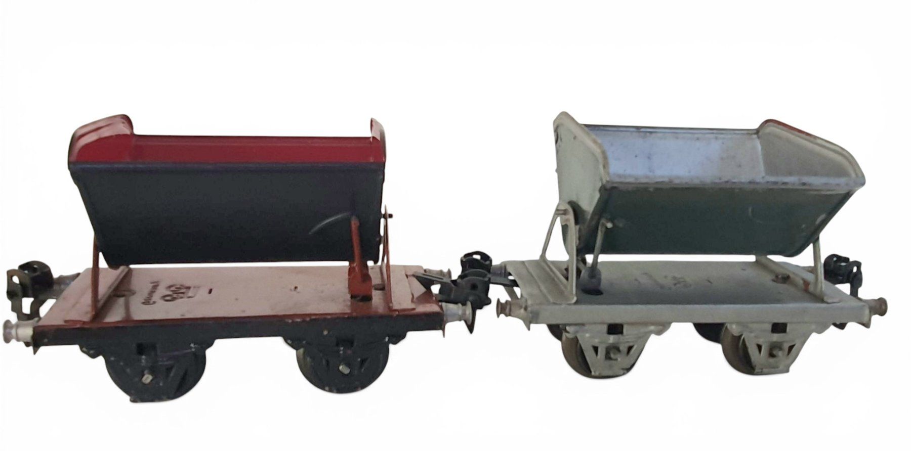Märklin Modellini di ferrovie: 10 Märklin Spur 0 Güterwagen – Usato da Flawil venduto da JaguarXJSHE 8
