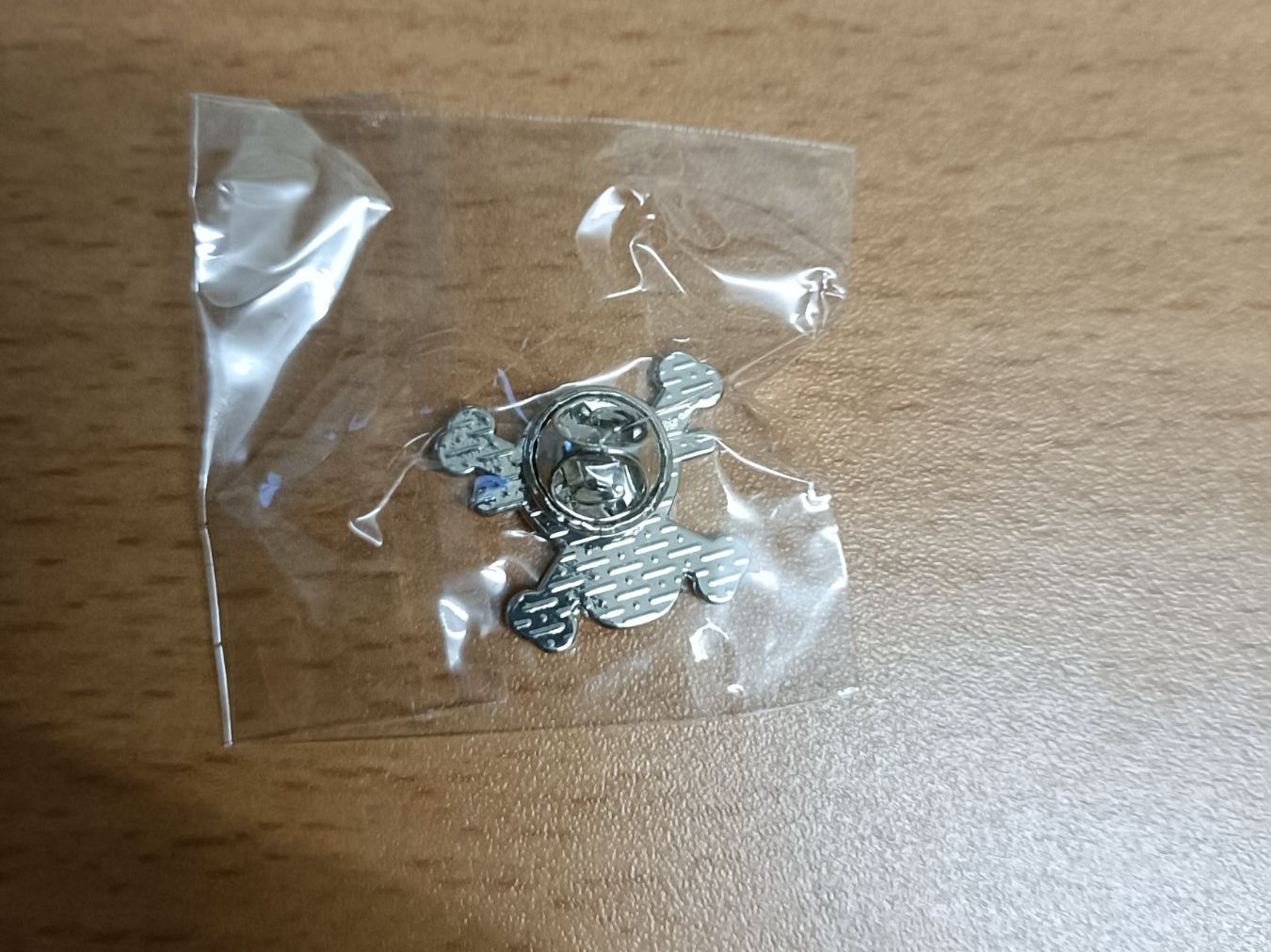 Plaketten & Abzeichen: Pin One Piece – Neu (gemäss Beschreibung) aus Köniz von Pinscollect 2