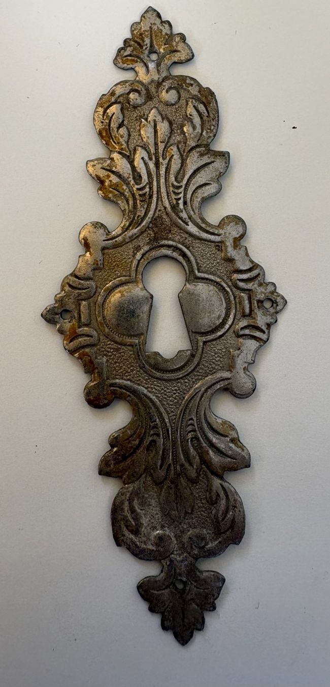 Ferramenta: VINTAGE SCHLÜSSELROSETTE – Usato da Ostermundigen venduto da wini63