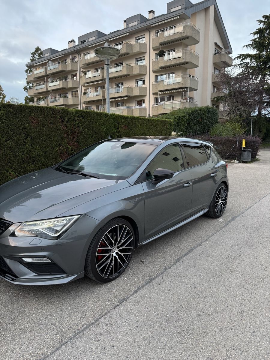 Seat Automobili: Seat Leon FR – Usato da Nyon venduto da Ilan1260 1