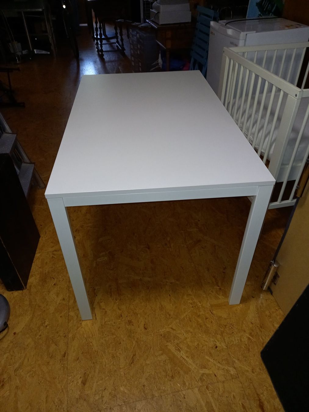 Ikea Scrivanie: Tisch Ikea – Usato da Biglen venduto da BrockenhausGruenspan