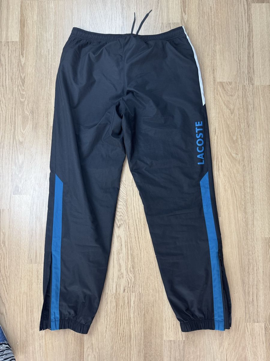 Lacoste Pantaloni: Lacoste Sport Trainingshose – Usato da Bern venduto da Mancini 1