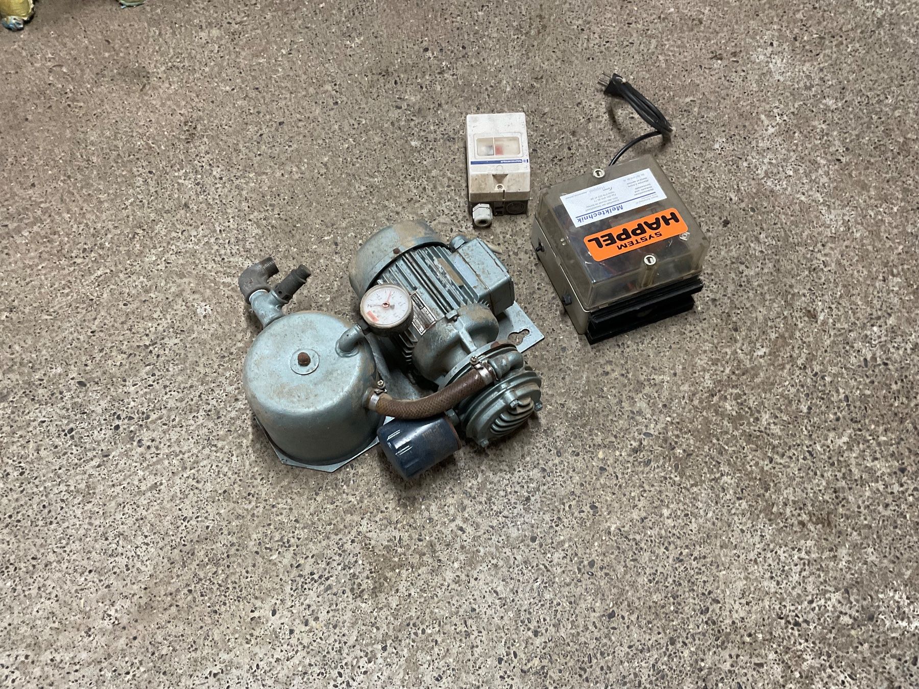 Tutte le macchine: Happel Kompressor für Melkmaschine – Usato da Eschenbach LU venduto da Resu685 4