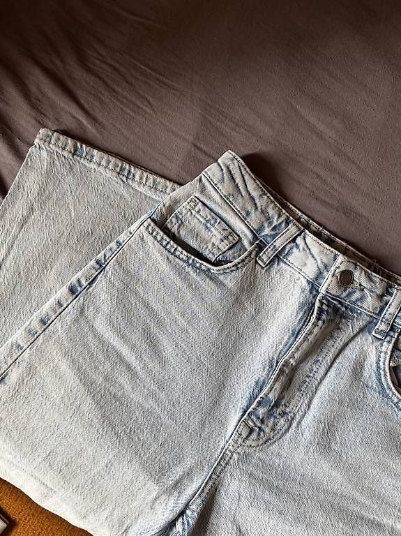 Stradivarius Jeans: Jeans bootcut bleu – D'occasion à Yvorne par mel_wic 2